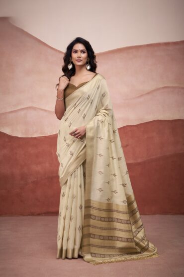 Cotton Saree with a Touch of Zari