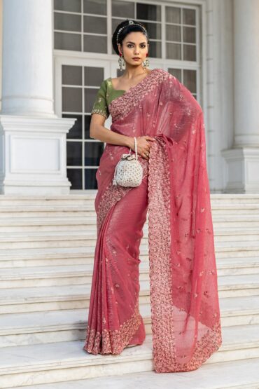 Peach Embroidered Silk blend Saree With Unstitched Blouse Piece