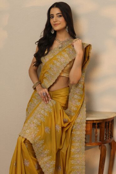 Mustard Embroidered Silk Blend Saree With Unstitched Blouse Piece