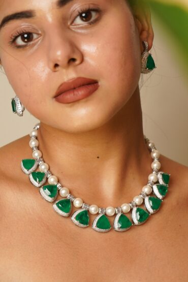 Pearl Emerald Designer Necklace Set