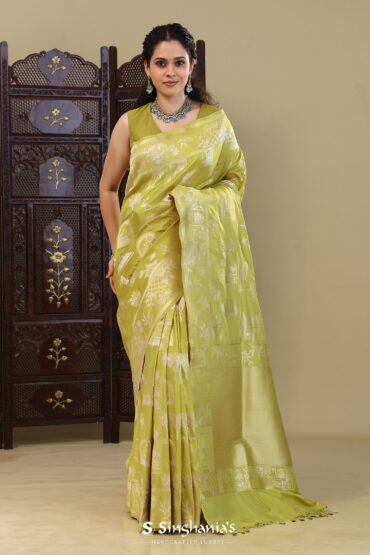Mehendi Green Banarasi Silk Saree With Dual Tone Zari
