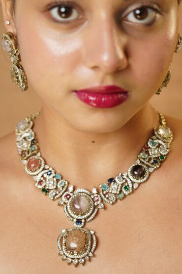 Sabya Inspired Gem Necklace Set