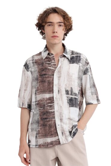 Aentic Men's Azah Dusky Beige Viscose Abstract Print Boxy Fit Half Sleeve Collared Shirt