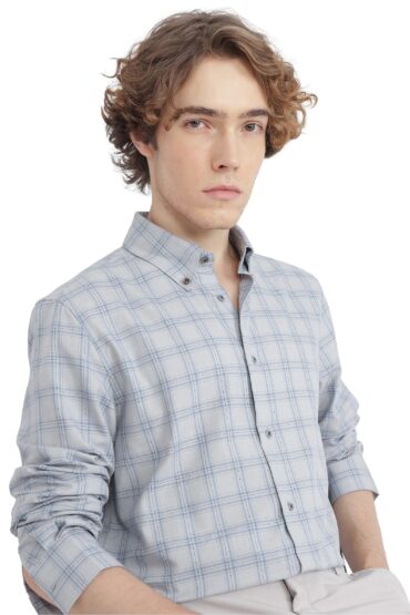 Aentic Men's Blase Light Grey Checked Print Regular Fit Full Sleeve Collared Shirt