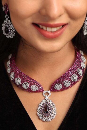 Amara Royale ? Rose Cut Diamond Necklace and Earrings Set