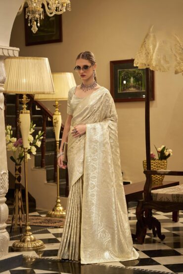 Exquisite Radiance: Hand-Woven Banarasi Satin Silk Saree