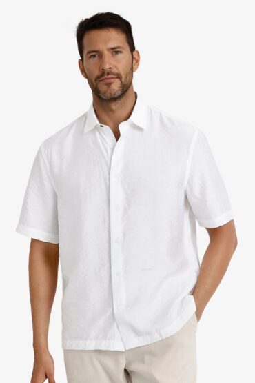 Aentic Men's Blois White Viscose Plain Boxy Fit Half Sleeve Collared Shirt