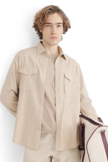 Aentic Men's Haxlr Beige Cotton Blend Plain Regular Fit Full Sleeve Collared Shirt