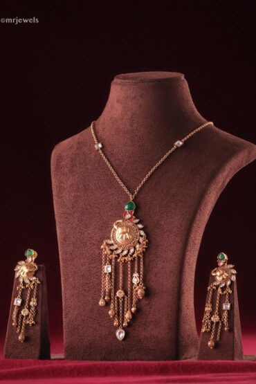 Hathi Noor  Necklace Set
