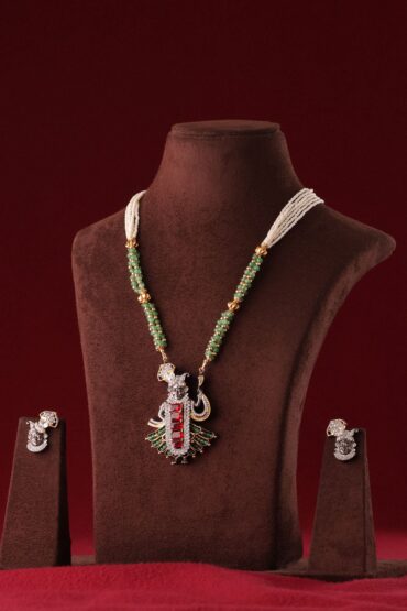 Vrindaa Krishna Heirloom Pendant Set