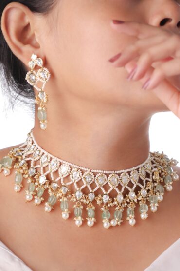 Sovereign Sheen Kundan Pearl Jaal Choker ? Mint Drops Set