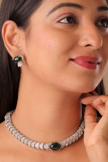 The Emeria Luxe Choker Set