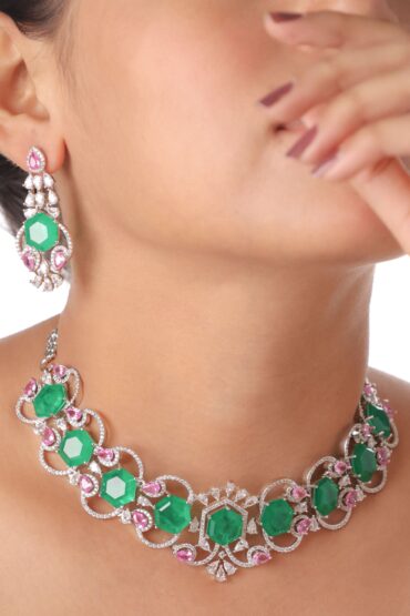 Emerald Ros? Couture Choker