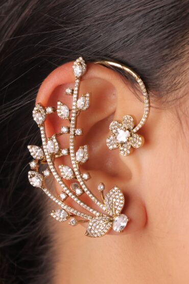 Aarohi Noor Ear Cuff