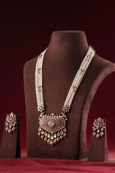 Kairava Heirloom Kundan Necklace Set