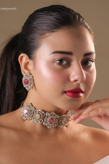 Maharani Rosette Choker with Stud Earrings