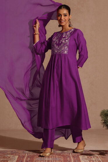 Aentic Women's Purple Silk Blend Yoke Embroidered A-line Kurta Set