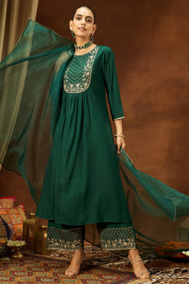 Aentic Women's Bottle Green Chanderi Silk Embroidered A-line Kurta Set