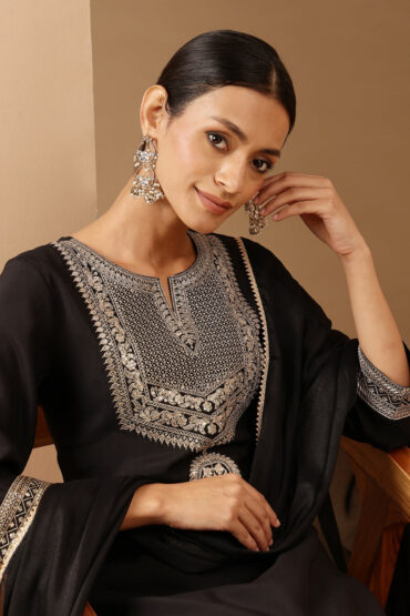 Aentic Women's Black Chanderi Silk Zari Embroidered Straight Kurta Set