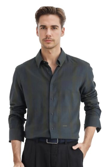 Aentic Men's Magone Dark Green Cotton Checked Print Regular Fit Full Sleeve Collared Shirt