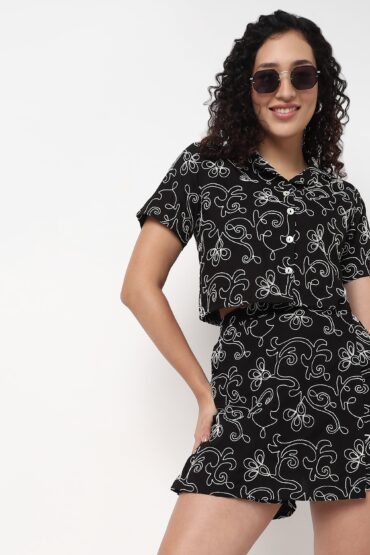 Embroidered Lapel Collar Crop Shirt