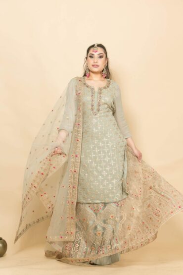 Grey Embroidered Kurta and Skirt Set with Zardozi Work