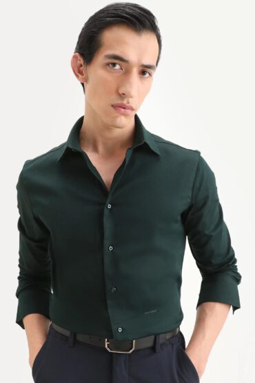 Aentic Men's Holla-Ss26 Dark Green Cotton Fabric Full Sleeve Spread Collar Regular Fit Plain Shirt