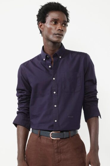 Aentic Men's Auxfo Dark Purple Cotton Plain Regular Fit Full Sleeve Button-Down Collar Shirt