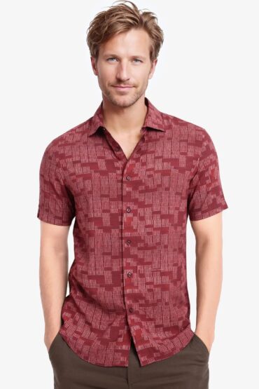 Aentic Men's Mitho Red Geometric Print Regular Fit Full Sleeve Collared Shirt