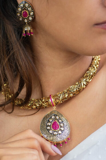 Royal Kundan Ruby Teardrop Hasli  Set