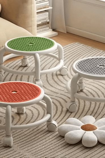 Multipurpose Comfortable Portable Swivel Rolling Stool