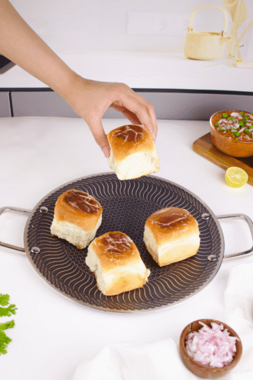 Stainless Steel Honeycomb Multi-Purpose Pan & Tray with Handle (30cm)