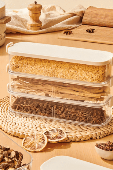 Multi-Layer Sealed Spice Container for Kitchen Storage