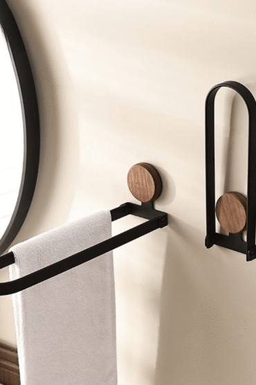 Wall-Mounted Black Foldable Hand Towel Rack