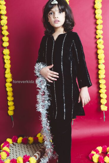 Twinkling Black Velvet Suit