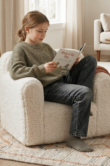 Cozy Fleece Kid's Reading Sofa with Removable Washable Cover and Soft Foam