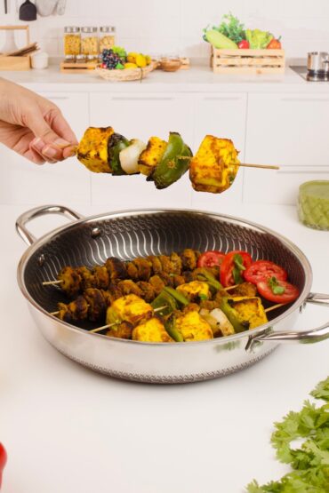 Multi-Purpose Stainless Steel Honeycomb Cooking Pot(28cm)