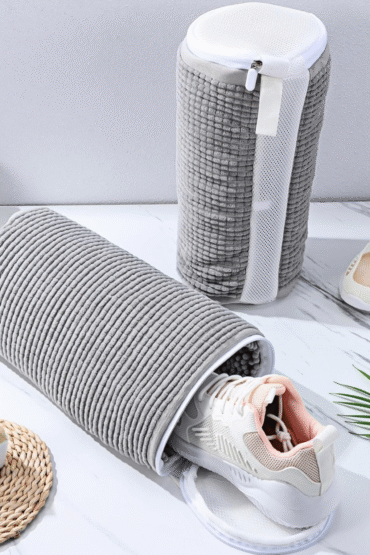 Fluffy Fibers Shoe Washing Bag